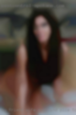 My friend wife nude ind pice to sexy play..?
